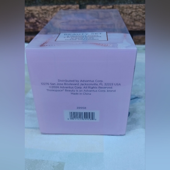 Thinkspace Beauty Beauty Sponge Set In Organizer - Picture 3 of 3